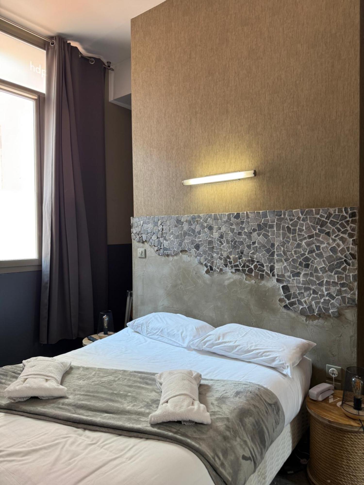 De Paris Hotel 3*